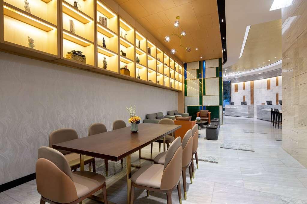 Ramada By Wyndham Xi'An Chanba Hotel Interior photo